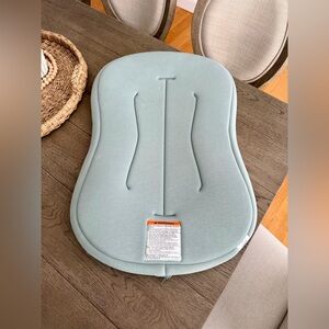 Excellent Condition! Snuggle Me Organic Infant Lounger Curve | Slate!